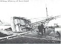 Göteborg. Kölhalning vid Gamla Varfet. Reproduktion av foto tillhörande Göteborgs Historiska Museum