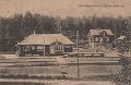 Järnvägsstationen. Västra Bodarna. Postgånget 23 juni 1919. Svenska Litografiska.