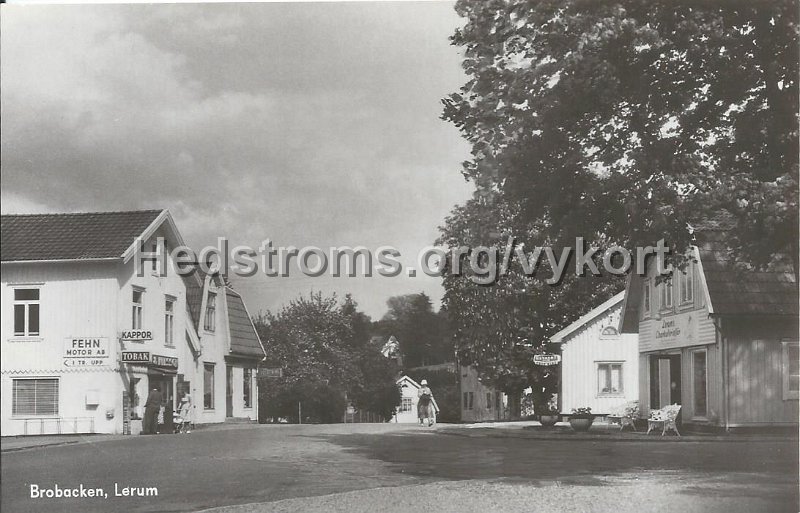 Brobacken, Lerum. Odaterat.jpeg - Brobacken, Lerum.Odaterat.Korsningen med Stationsvägen och ner mot Vamme bro.