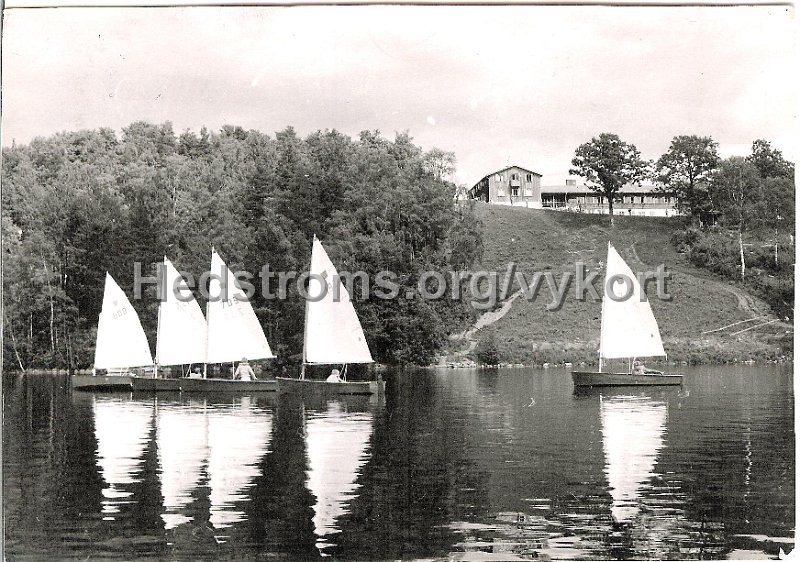 Harskogen med seglarlager 1967. Postganget 16 juni 1972.jpeg - Härskogen med seglarläger.Postgånget 16 jun 1972.