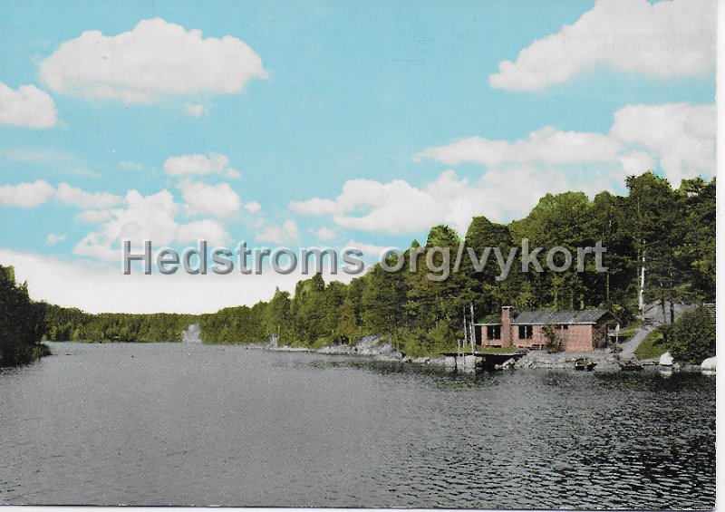 Harskogens Friluftsgard, Lerum. Postganget 23 juni 1976. Forlag AB H. Lindenhag, Goteborg. NR. 9729.jpeg - Härskogens Friluftsgård, Lerum.Postgånget 23 juni 1976.Förlag: A/B H. Lindenhag, Göteborg. NR. 9729.