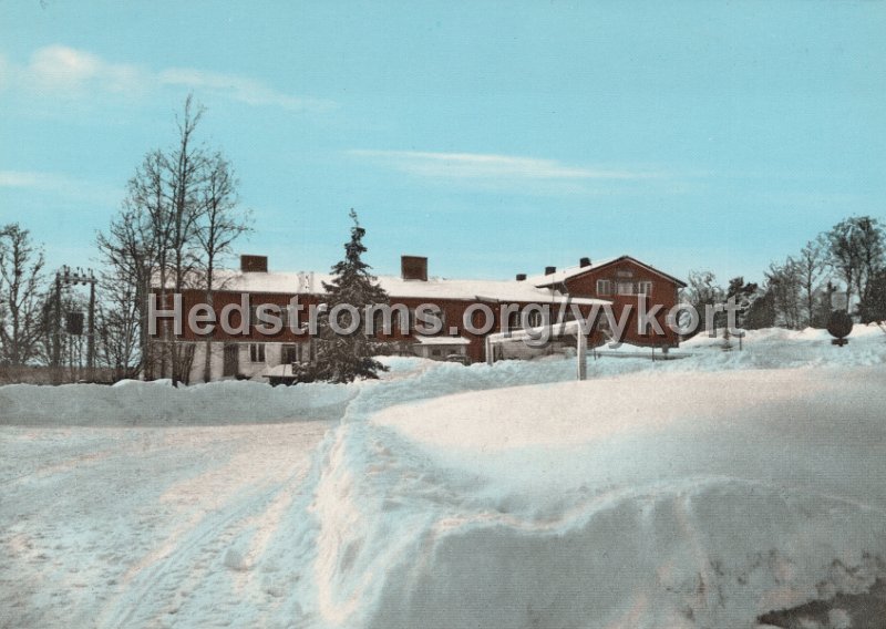 Harskogens Friluftsgard. Lerum. Tel. 0302 21019. Odaterat. Copyright H. Lindenhag, Goteborg. Tel. 031 115895. n r S 318.jpg - Härskogens Friluftsgård. Lerum.Tel. 0302 21019.Odaterat.Copyright: H. Lindenhag, Göteborg. Tel. 031 115895. n r S 318.