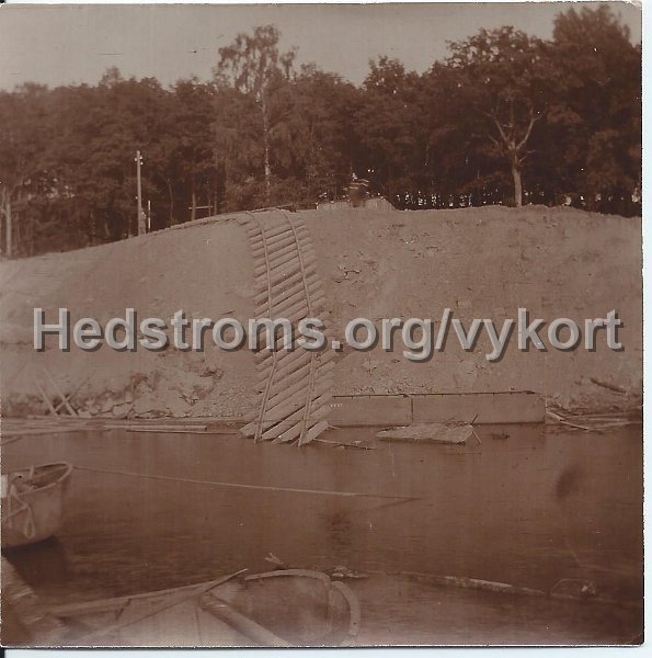 Fotografi. Markt 80 Raset vid Jonsered 1913 pa baksidan.jpeg - Fotografi.Märkt 80 Raset vid Jonsered 1913 på baksidan
