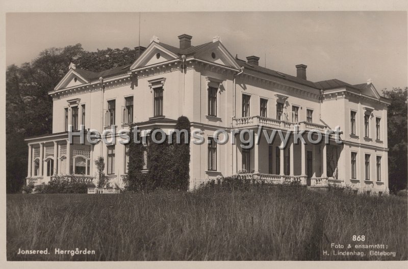 Jonsered. Herrgarden. Odaterat. Forlag Jonsereds Kiosk. Foto  ensamratt H. Lindenhag, Goteborg. 868.jpg - Jonsered. Herrgården.Odaterat.Förlag: Jonsereds Kiosk.Foto & ensamrätt: H. Lindenhag, Göteborg. 868.