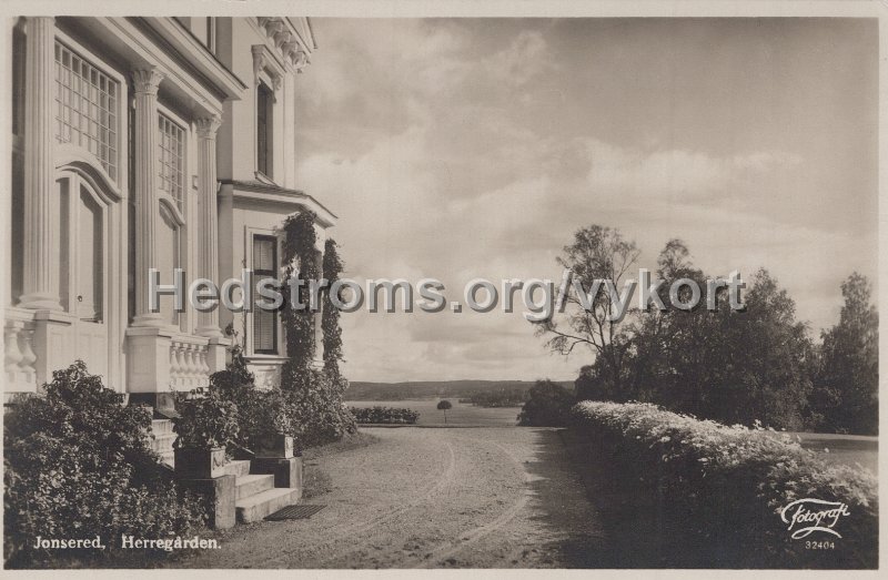 Jonsered. Herrgarden. Odaterat. Foto och forlag Hj. Runelandh, Jonsered. Axel Eliasson Konstforlag 32404.jpg - Jonsered. Herrgården.Odaterat.Foto och förlag: Hj. Runelandh, Jonsered.Axel Eliasson Konstförlag 32404.