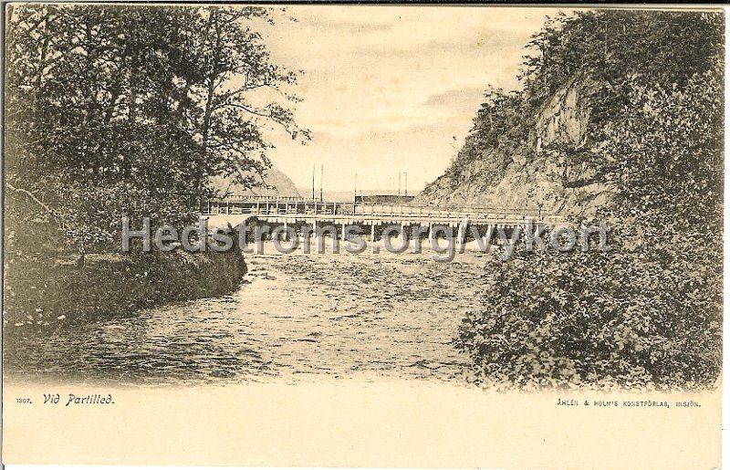 Vid Jonsered. Odaterat. Ahlen Holm Konstforlag, Insjon. 1307.jpg - Vid Partilled.Odaterat.Åhlén & Holm's Konstförlag, Insjön. 1307.
