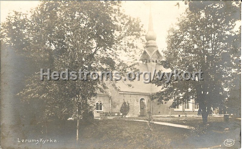 Lerums kyrka. Postganget 17 september 1919. Forlag Arvid Nilsson.jpg - Lerums kyrka.Postgånget 17 september 1919.Förlag: Arvid Nilsson.