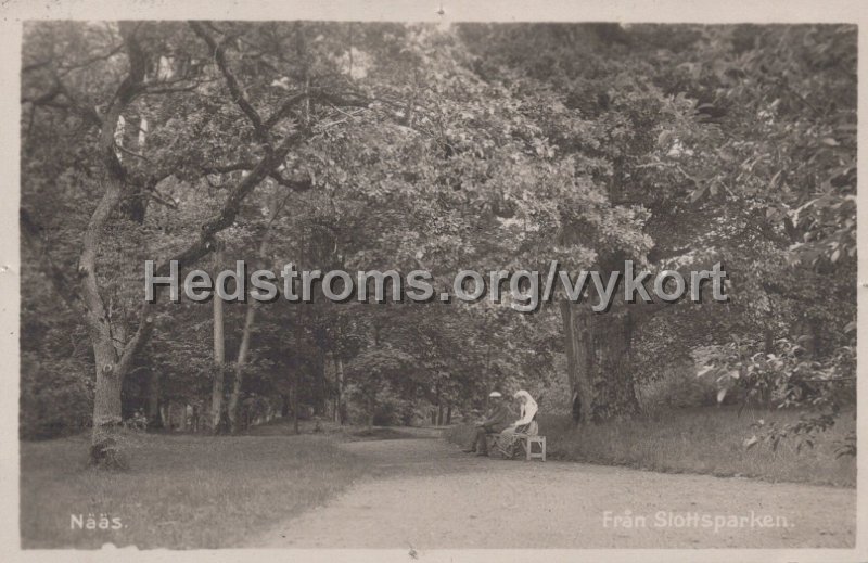 Naas. Fran Slottsparken. Postganget 19 juni 1924.jpg - Nääs. Från Slottsparken.Postgånget 19 juni 1924.