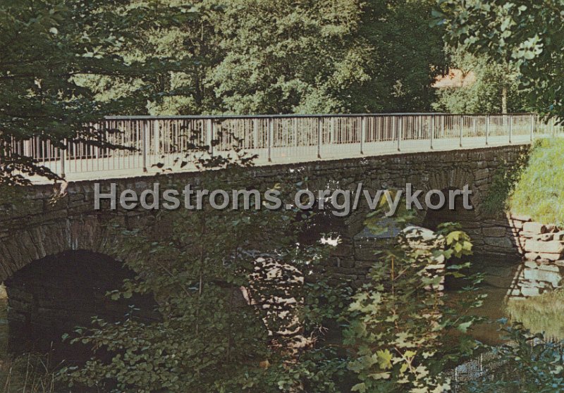 Wamme Bro, Lerum. Odaterat. Forlag Tre Bocker.jpg - Wamme Bro, Lerum.Odaterat.Förlag Tre Böcker.