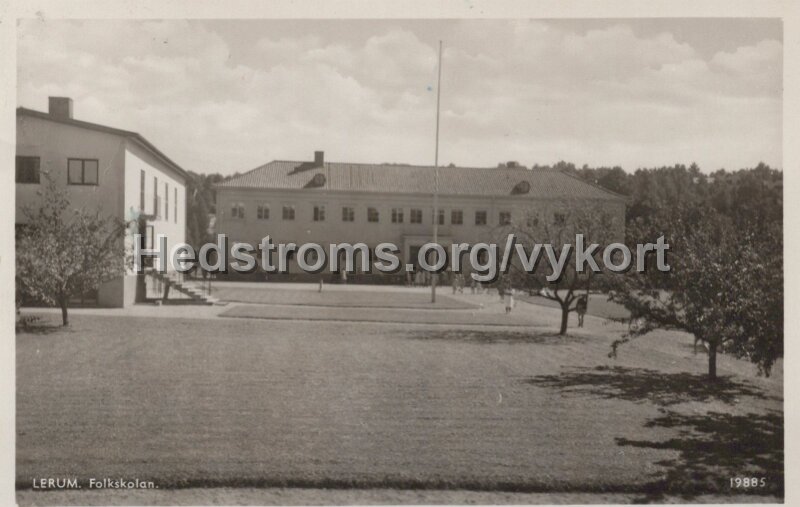 Lerum. Folkskolan. Postganget 15 november 1952. Pressbyran 19885.jpg - Lerum. Folkskolan.Postgånget 15 november 1952.Pressbyrån 19885.