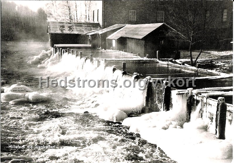Hillefors vid Stenkullen. Postganget 10 april 1970.jpg - Hillefors vid Stenkullen.Postgånget 10 april 1970.