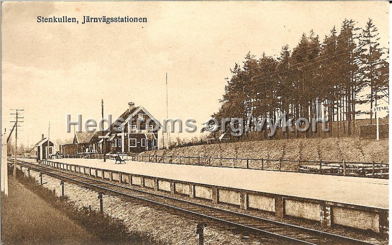 Stenkullens station. Odaterat. Forlag Einar Erikson, Alingsas.jpeg - Stenkullens station.Odaterat.Förlag: Einar Erikson, Alingsås.