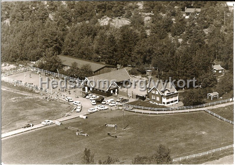 Stall Trekanten. Odaterat. Foto Skandinavisk  Aerotjanst. Nr D 4203-06.jpg - Stall Trekanten.Odaterat.Foto: Skandinavisk Aerotjänst. Nr. D 4203-06